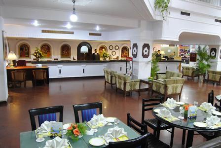 Breeze Hotel Chennai Exterior foto